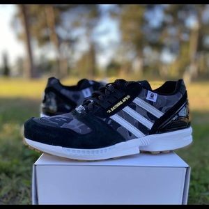 BAPE UNDEFEATED ADIDAS ORIGINALS ZX 8000